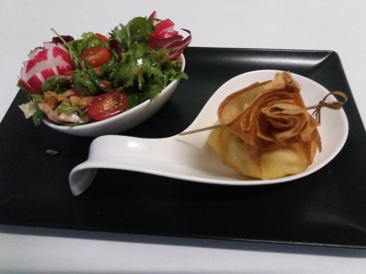 Hotel Restaurant Le Traineau Clelles Eksteriør billede