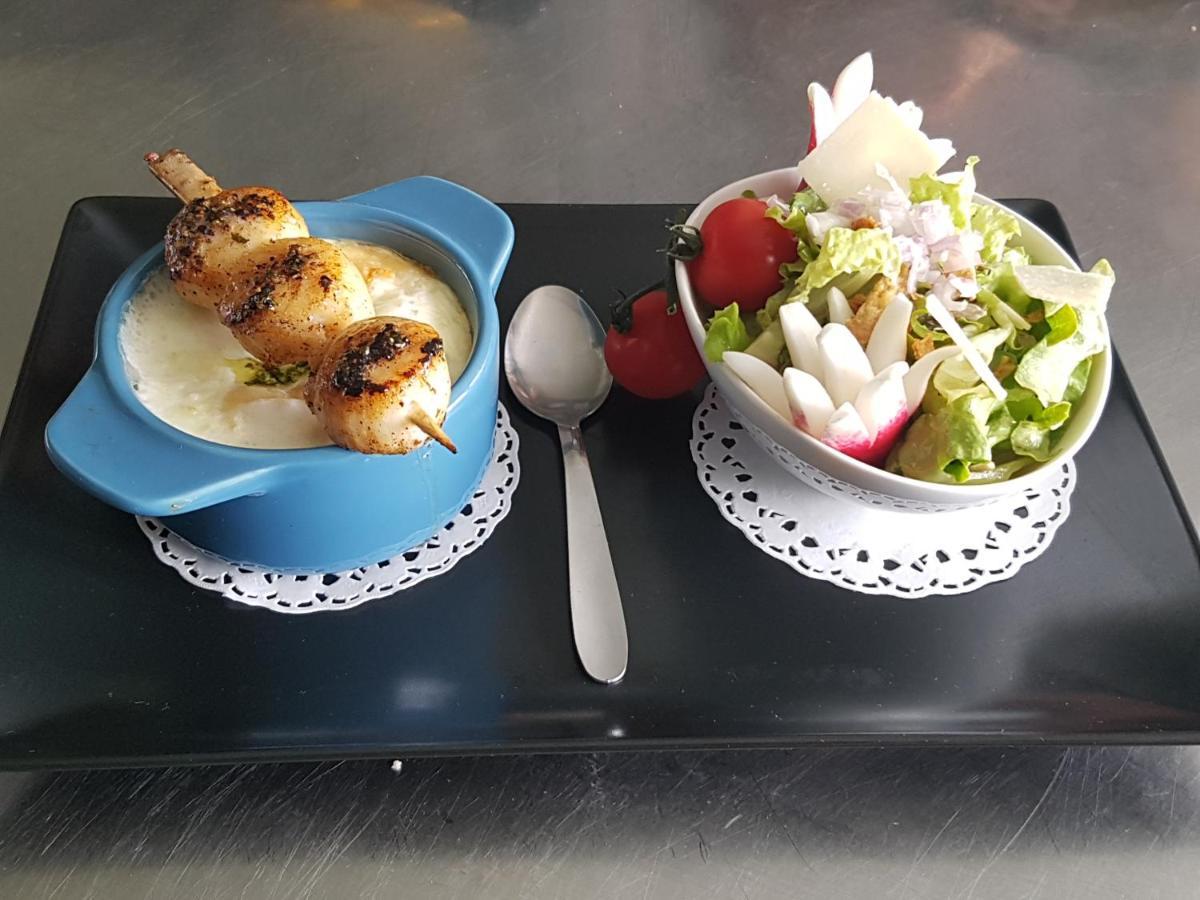 Hotel Restaurant Le Traineau Clelles Eksteriør billede